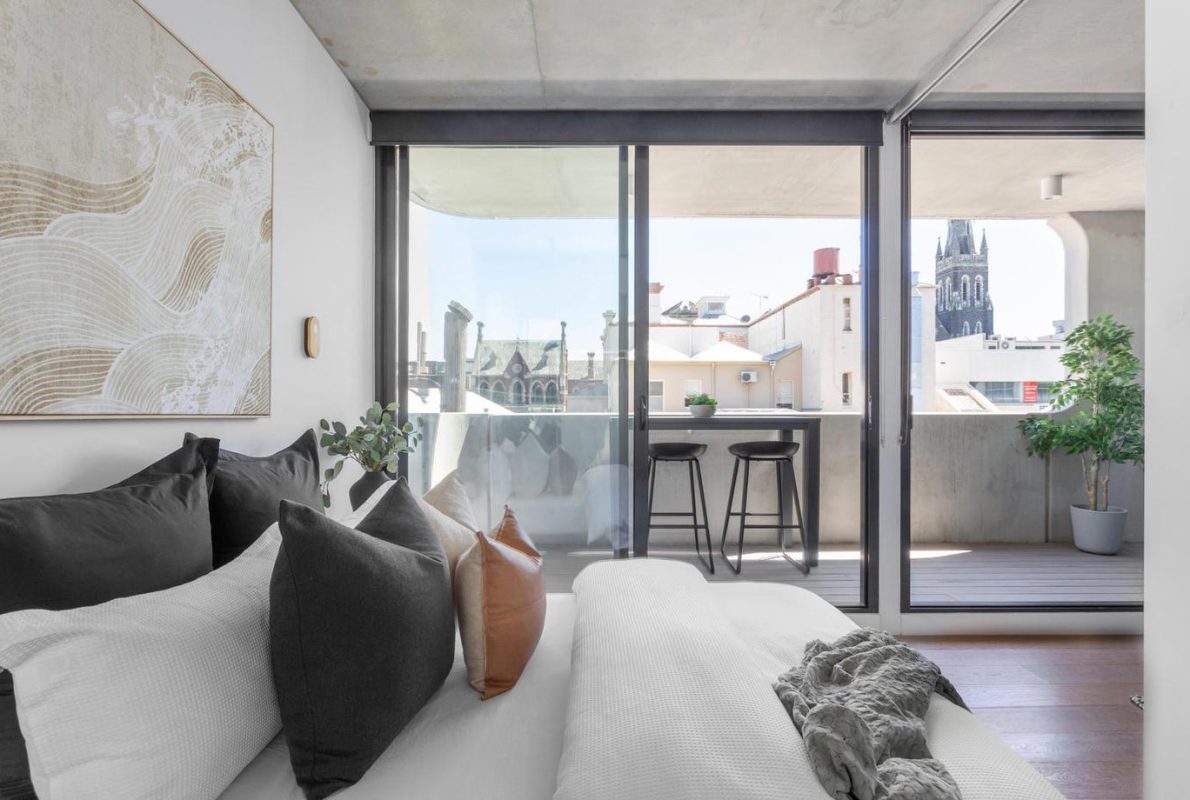 Luton1 primary bedroom