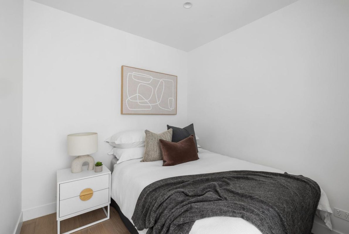 Luton2 guest bedroom